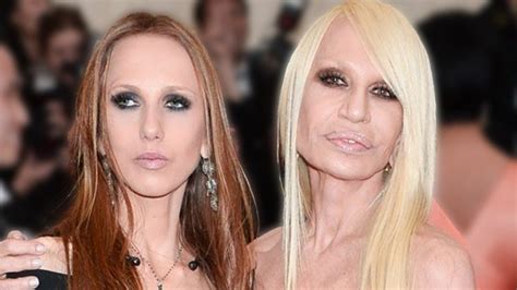 figlia donatella versace anoressia|Allegra Versace soffre di anoressia .